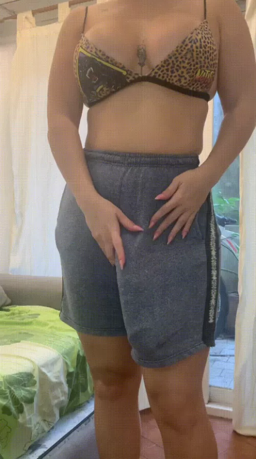 He just won't calm down by thankfullythorny