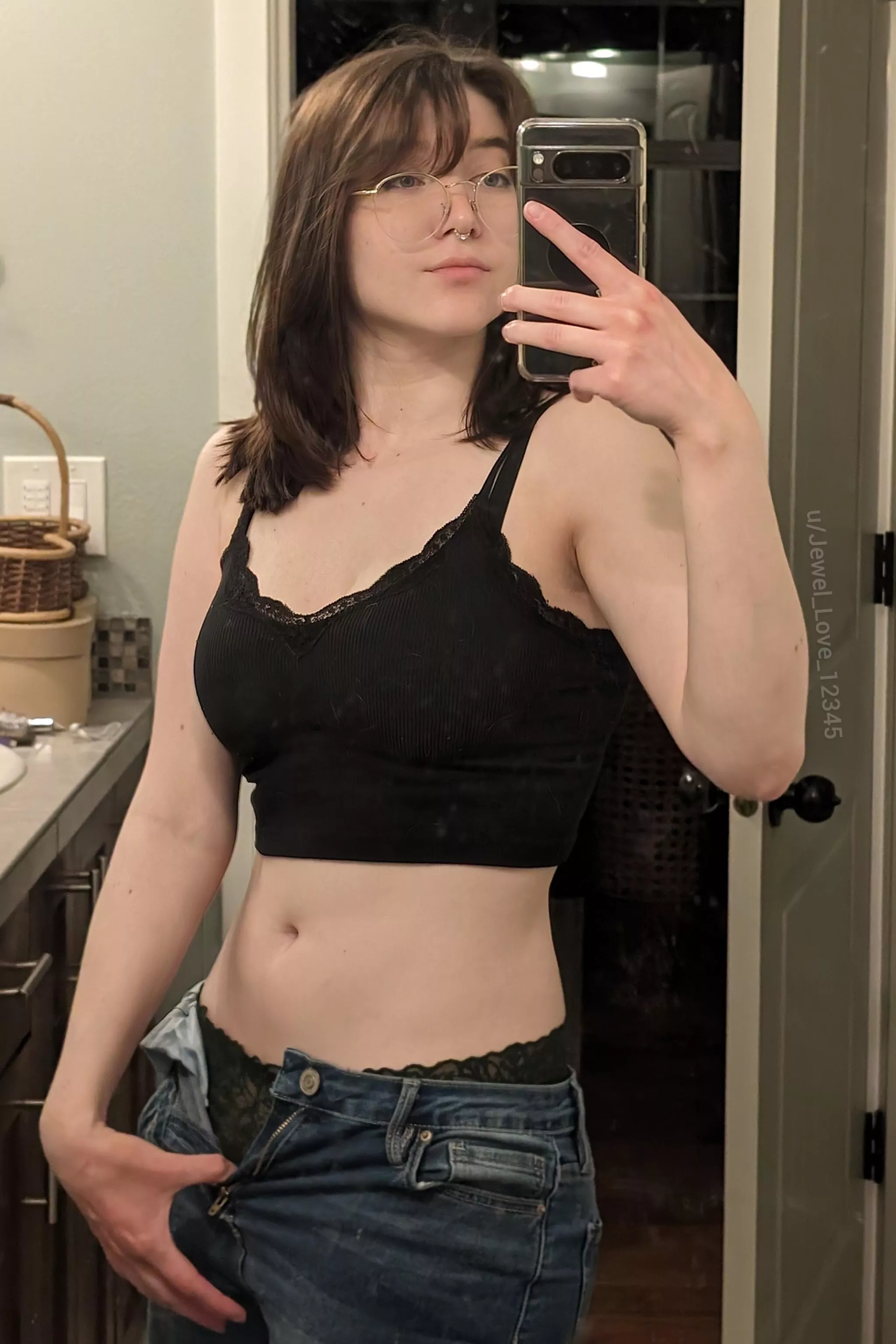 I'm in the mood for you right now 🥵 posted by Jewel_Love_12345