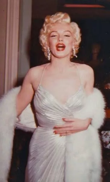 Marilyn Monroe, 1954 posted by Same_Possibility4769
