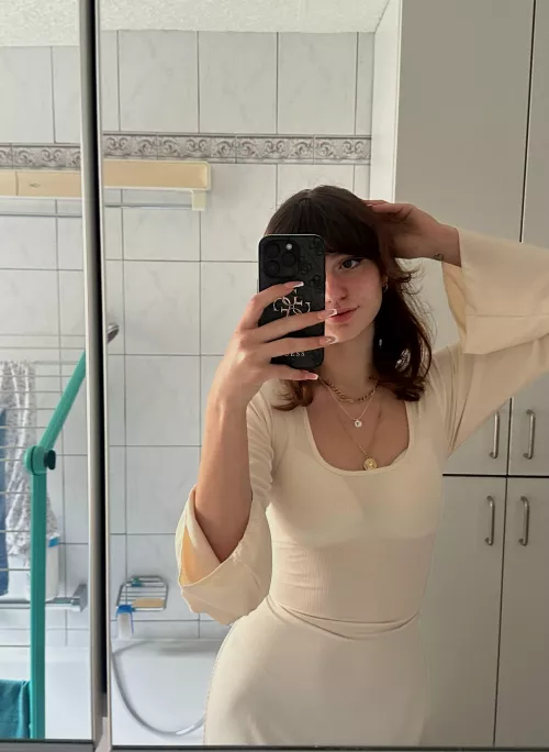 My new classy dress for going on a date by EnchantingBreezex