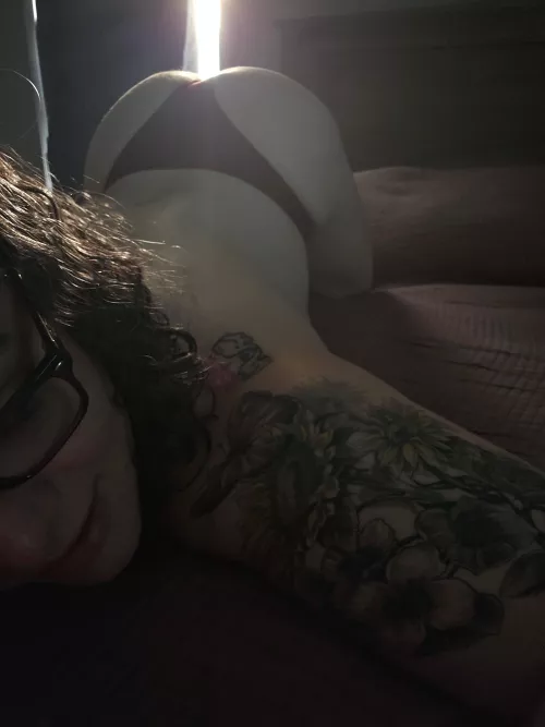 My super power is I can make the sun rise from my ass 🍑😏✨️ by brightstar8301