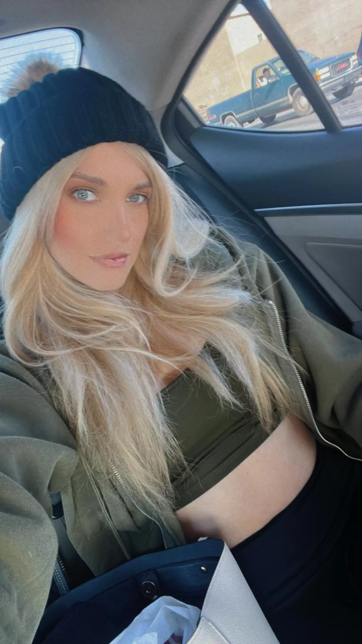 On my way to brunch posted by mollymertix