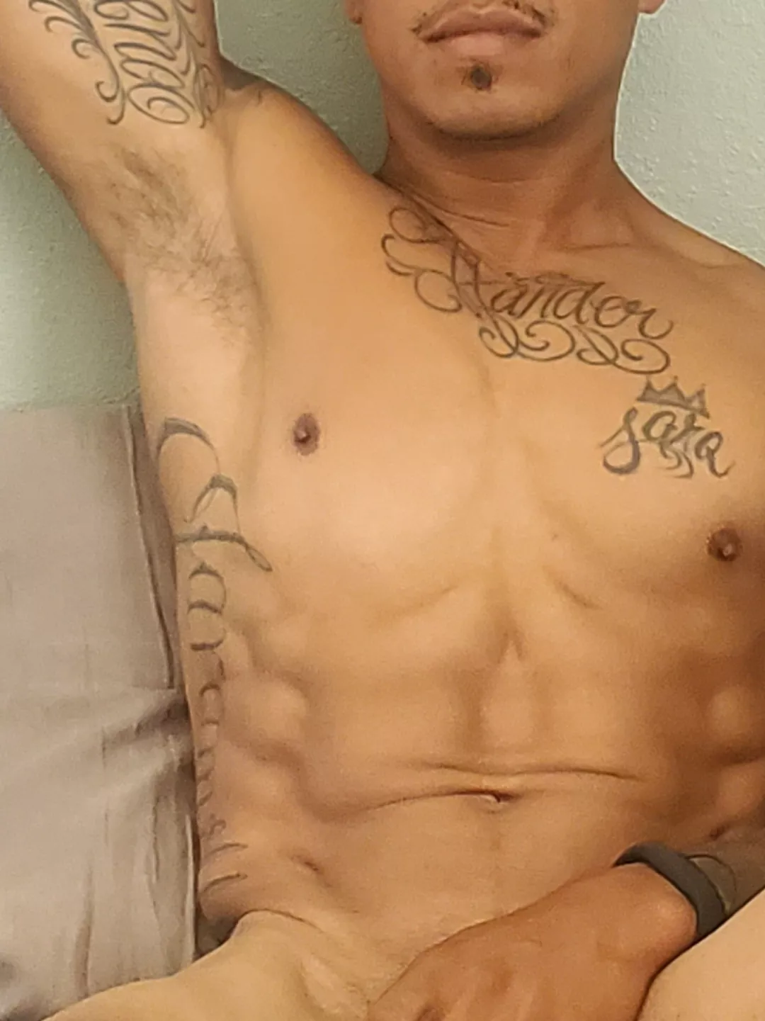 Smell my pit like the slut you are posted by shortking_fit
