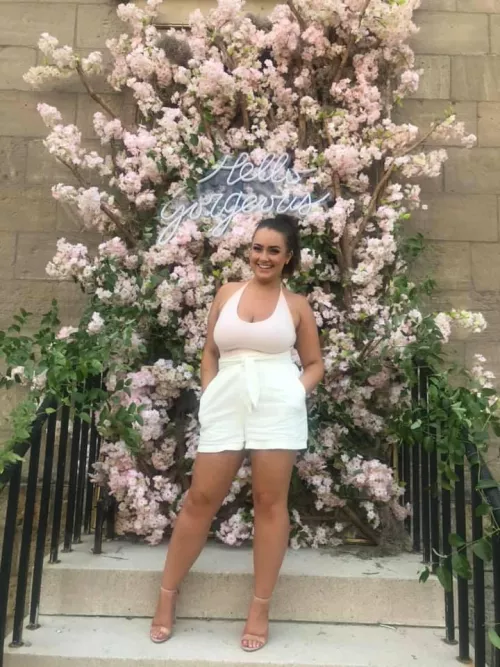 Hello gorgeous by Remarkable-Name-6701