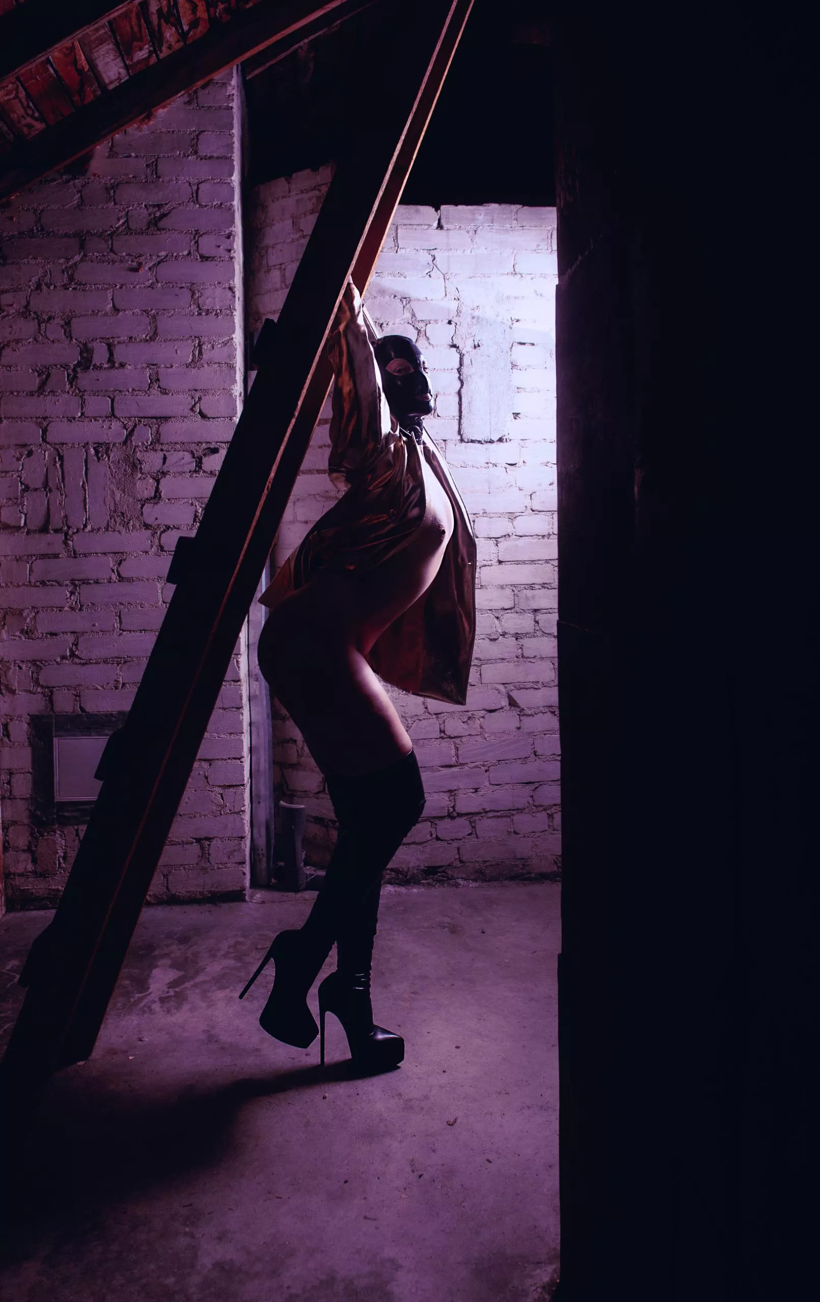 Testing my new golden leather jacket  posted by P33Toy