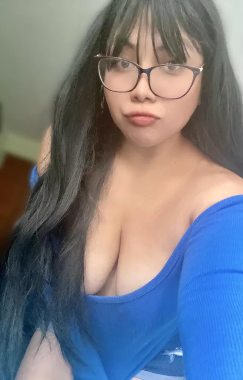 A cute selfie for your weekend :) (F) by SexyAzucena