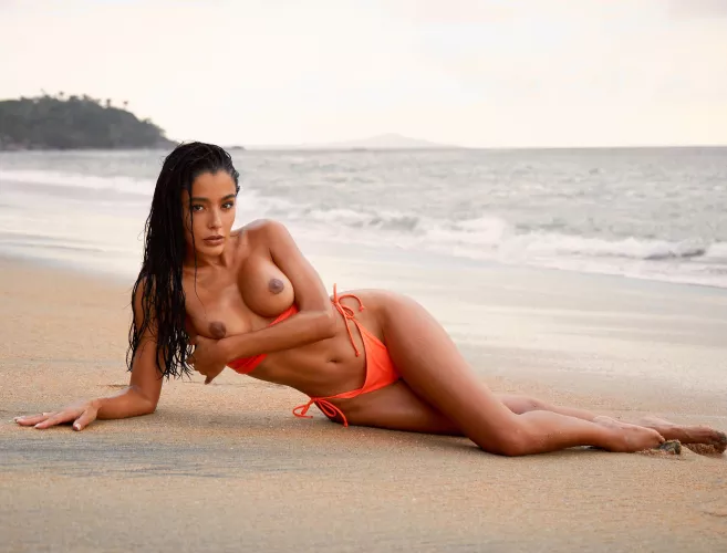 Ashy De Luca by ashydeluca