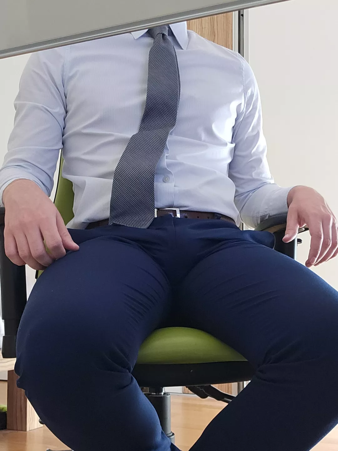 Come sit on daddys lap posted by uporabnik1234