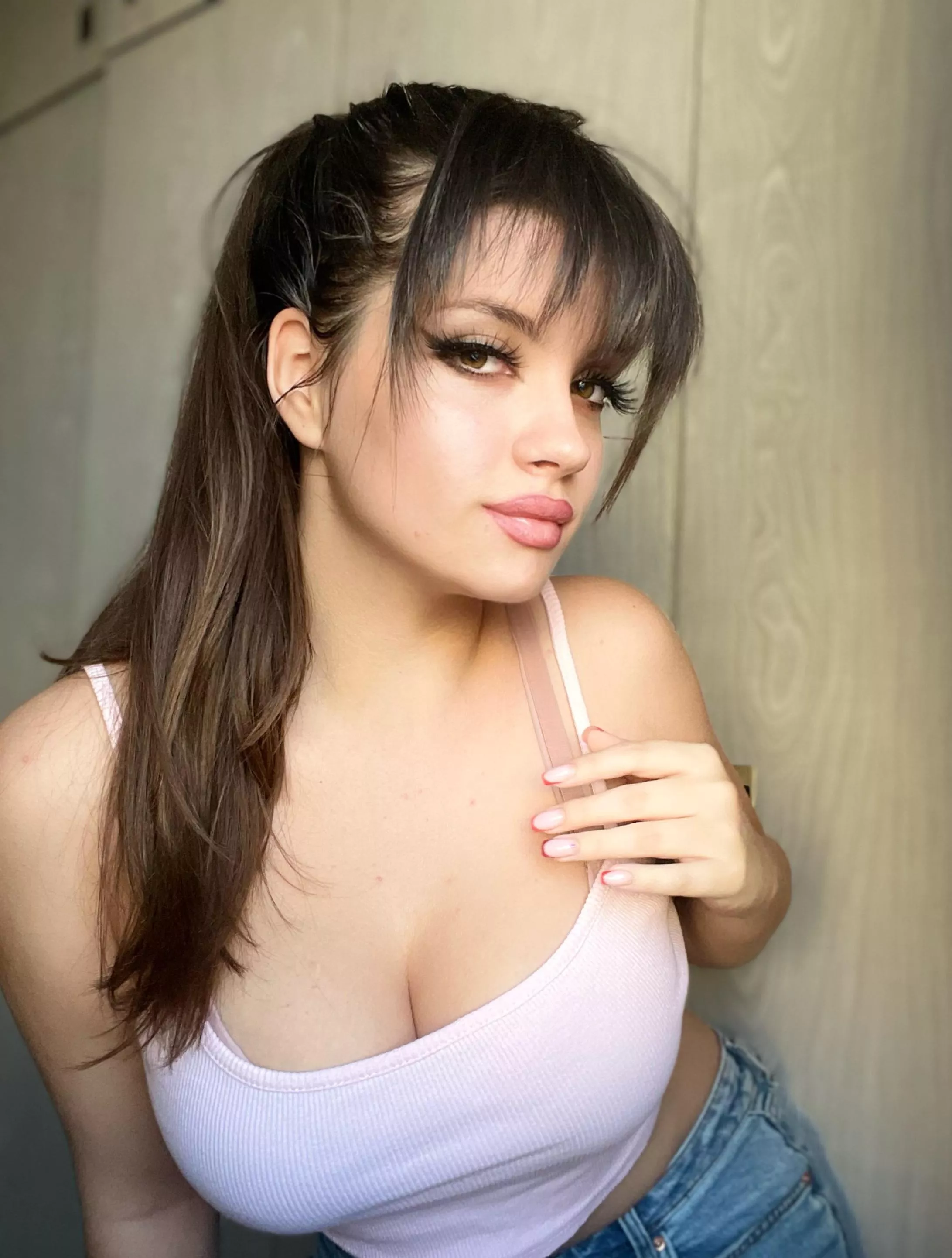 It’s a nobra kind of day ) posted by Longjumping_Pin_4572