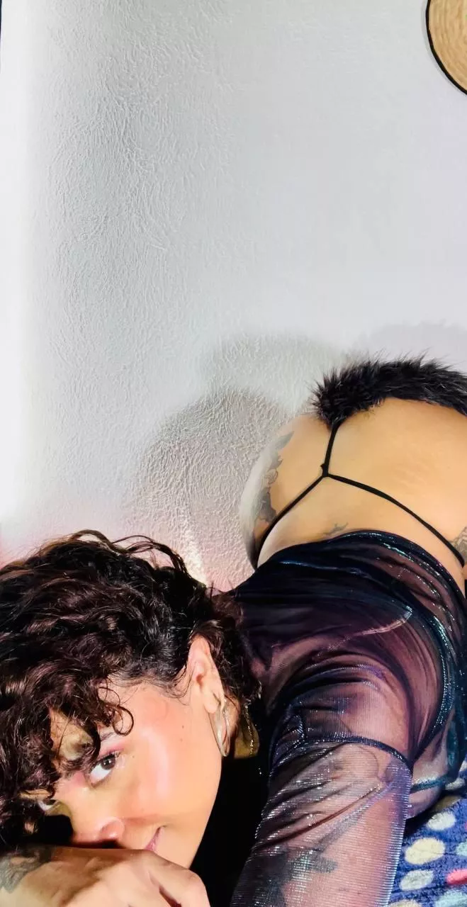 Tail 4k  posted by shiktamaya