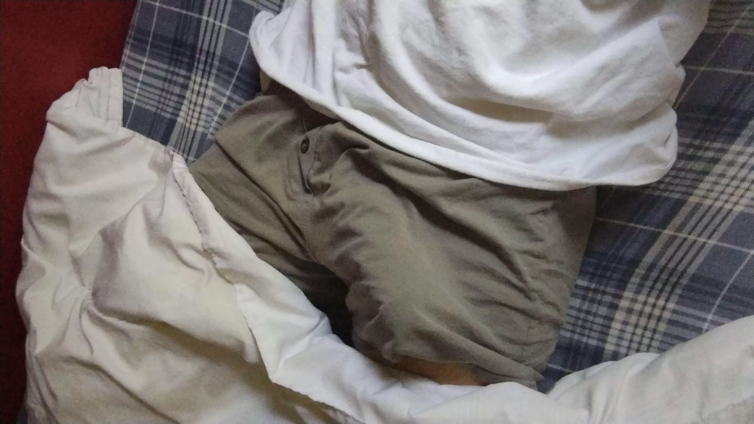 This is a subreddit for bulge lovers huh?  posted by IHaveNoClueEither27