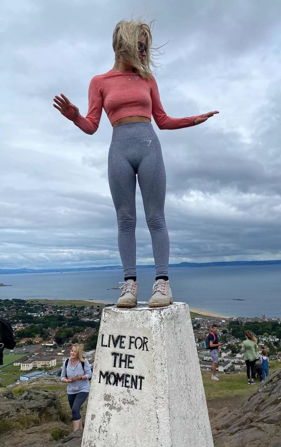 Very tight outift posted by champs427