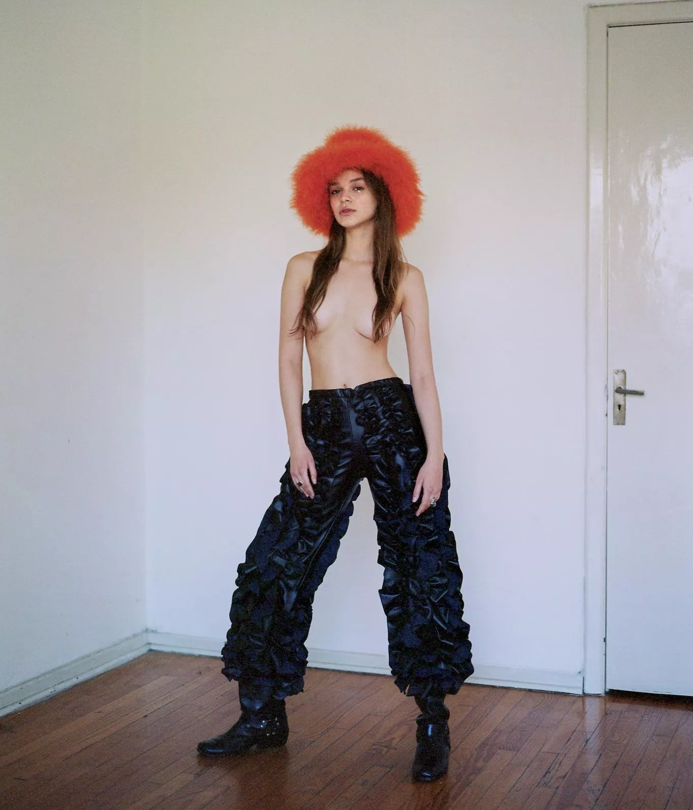 Victoria Villezcas posted by cashmere1977_v3