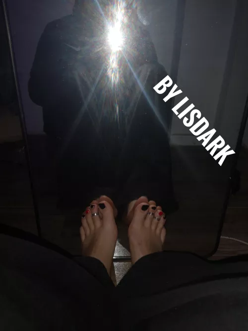 who would lick my spit from my foot 😏❤️❤️❤️❤️ by lisdark