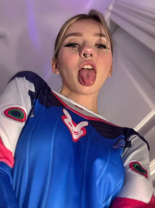 you'd spend the night with me playing, wouldn't you [F] by HotnessAdorableQueen