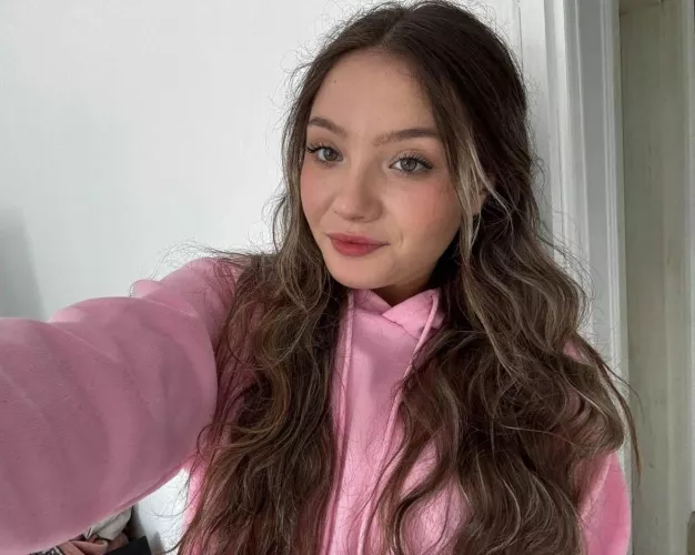 A touch of class by elizabaikova