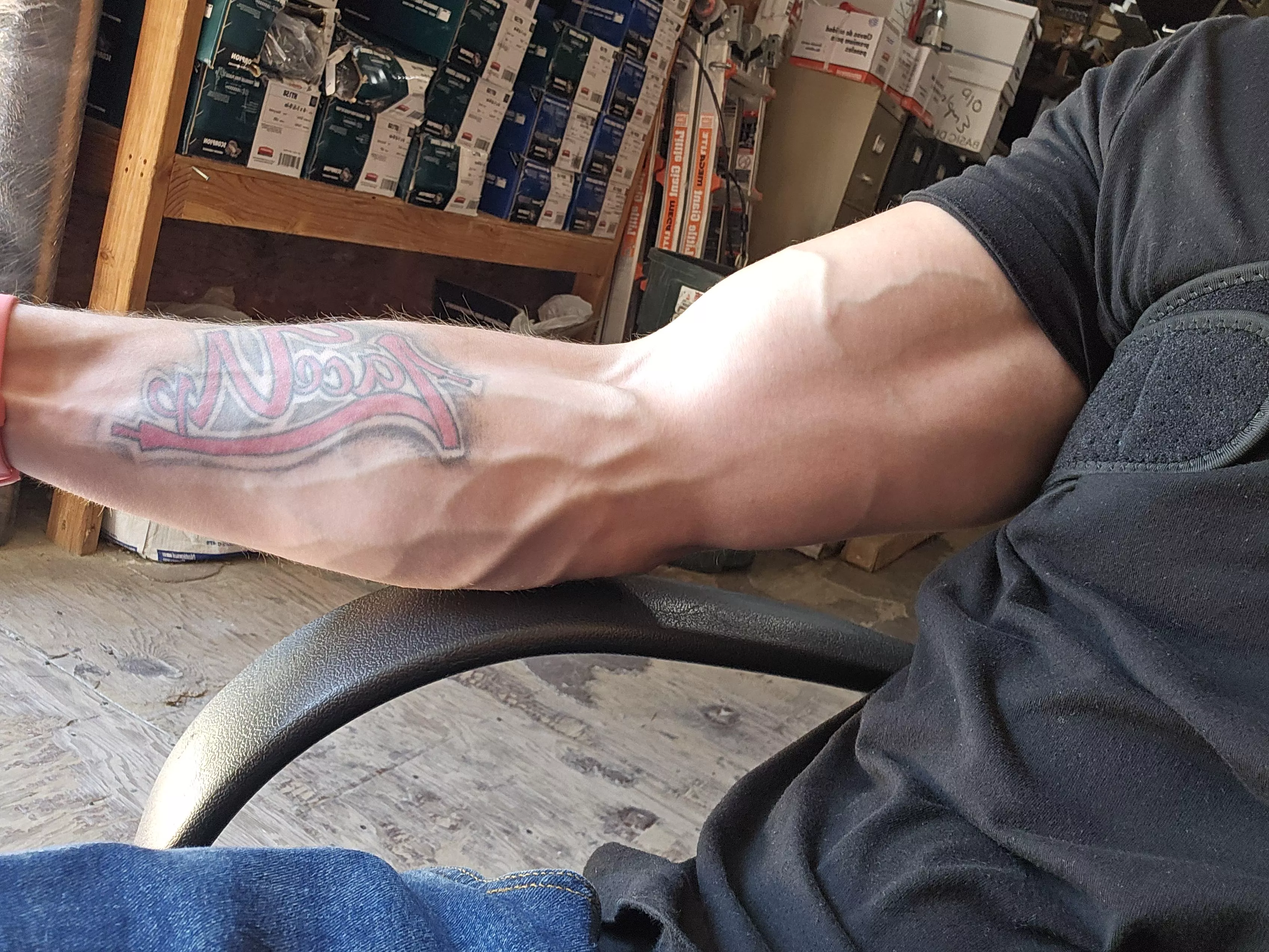 Another one.  posted by Ledgebringer