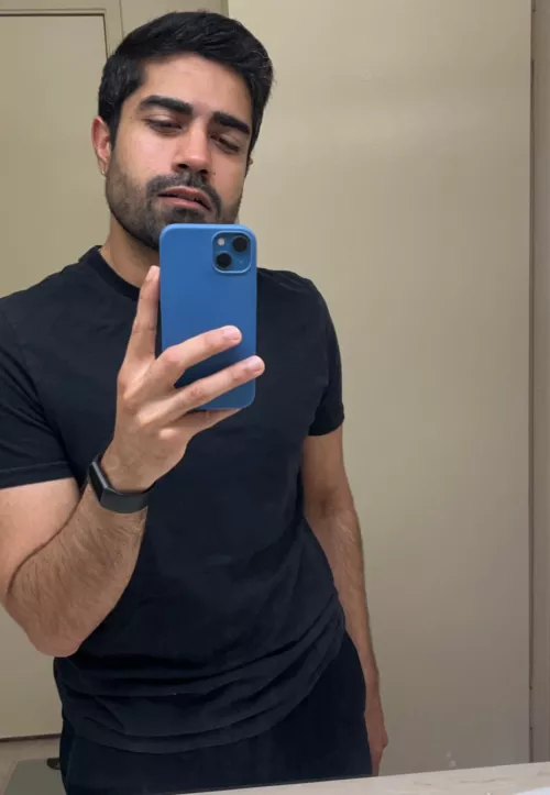 How's everyone doing? 🧡 by abissharma