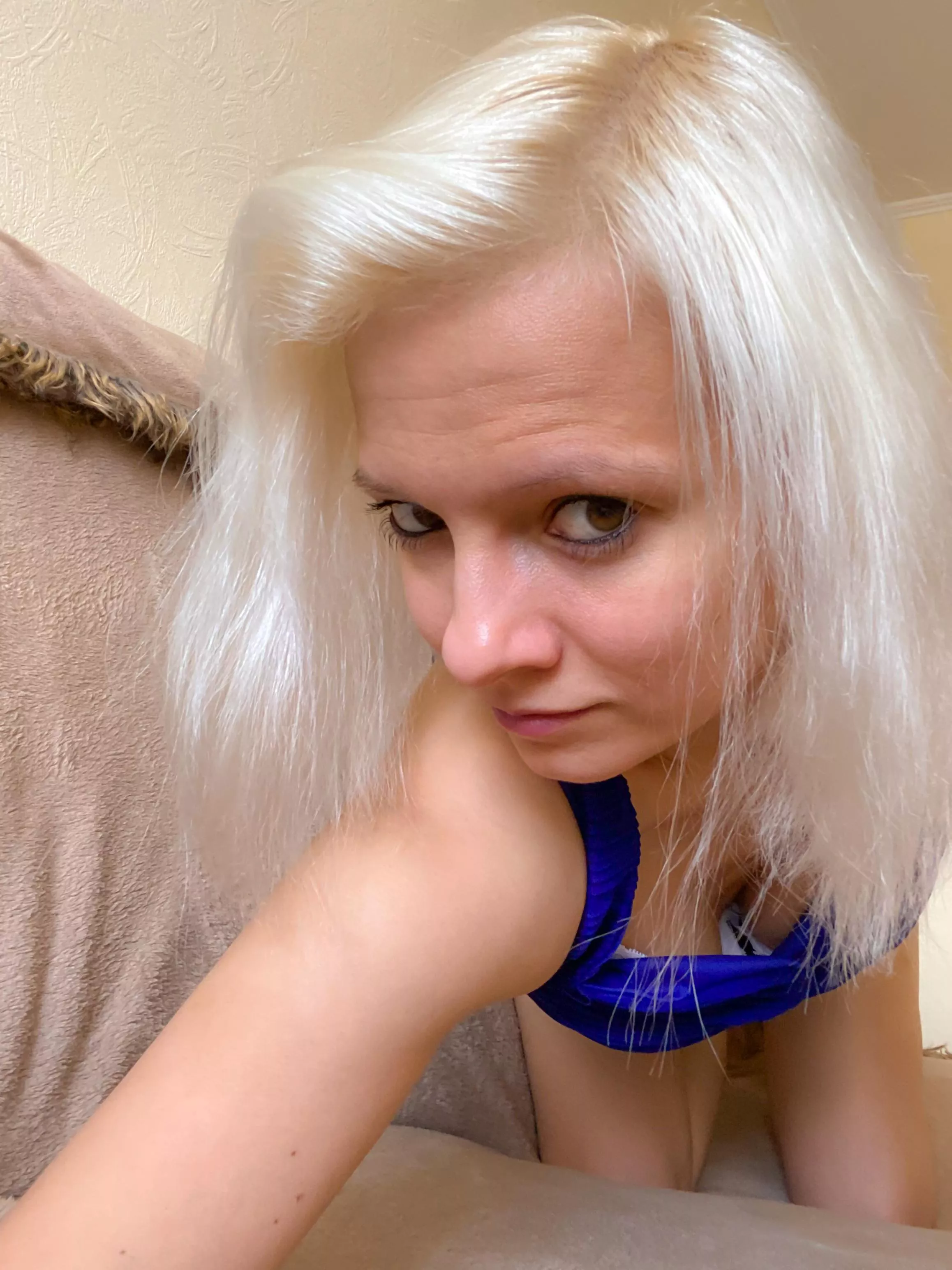 I just taking some cute selfie for you. posted by bubethebest