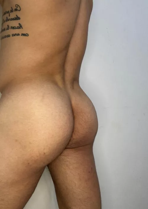 Should i keep it hairy? ?? by OlieTheKing