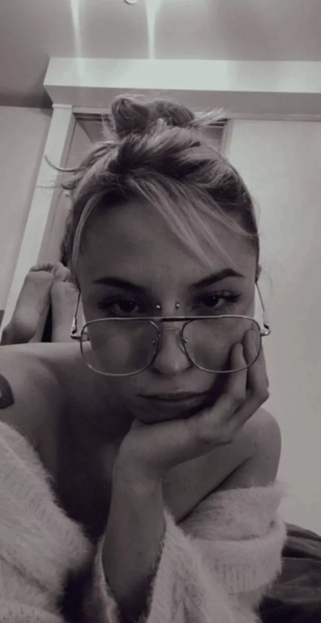 Who do you think is hornier right now? you or me? posted by AlexaxParker