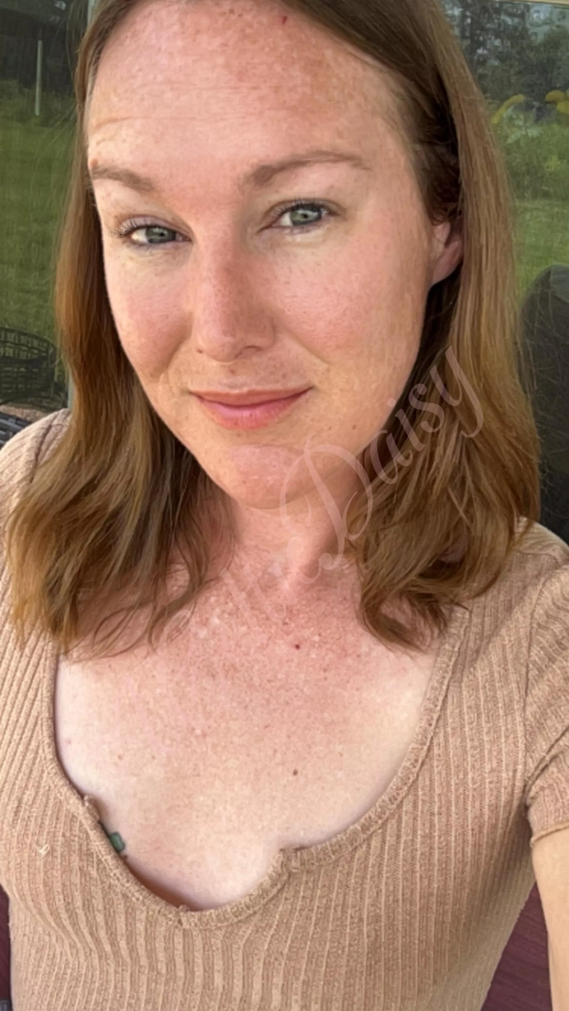 Don’t let my sweet face fool, you I am snarky and dirty as all get out 🤭💋 posted by Frosty-Pizza2573