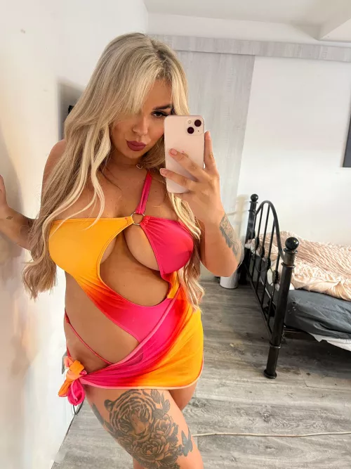 i can pull it to the side for your 🍆 by Stephof6