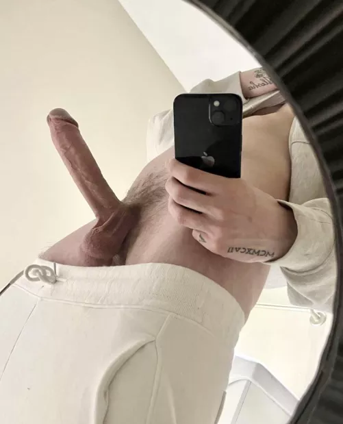 Throat the whole thanggg by Past_Deer_1361