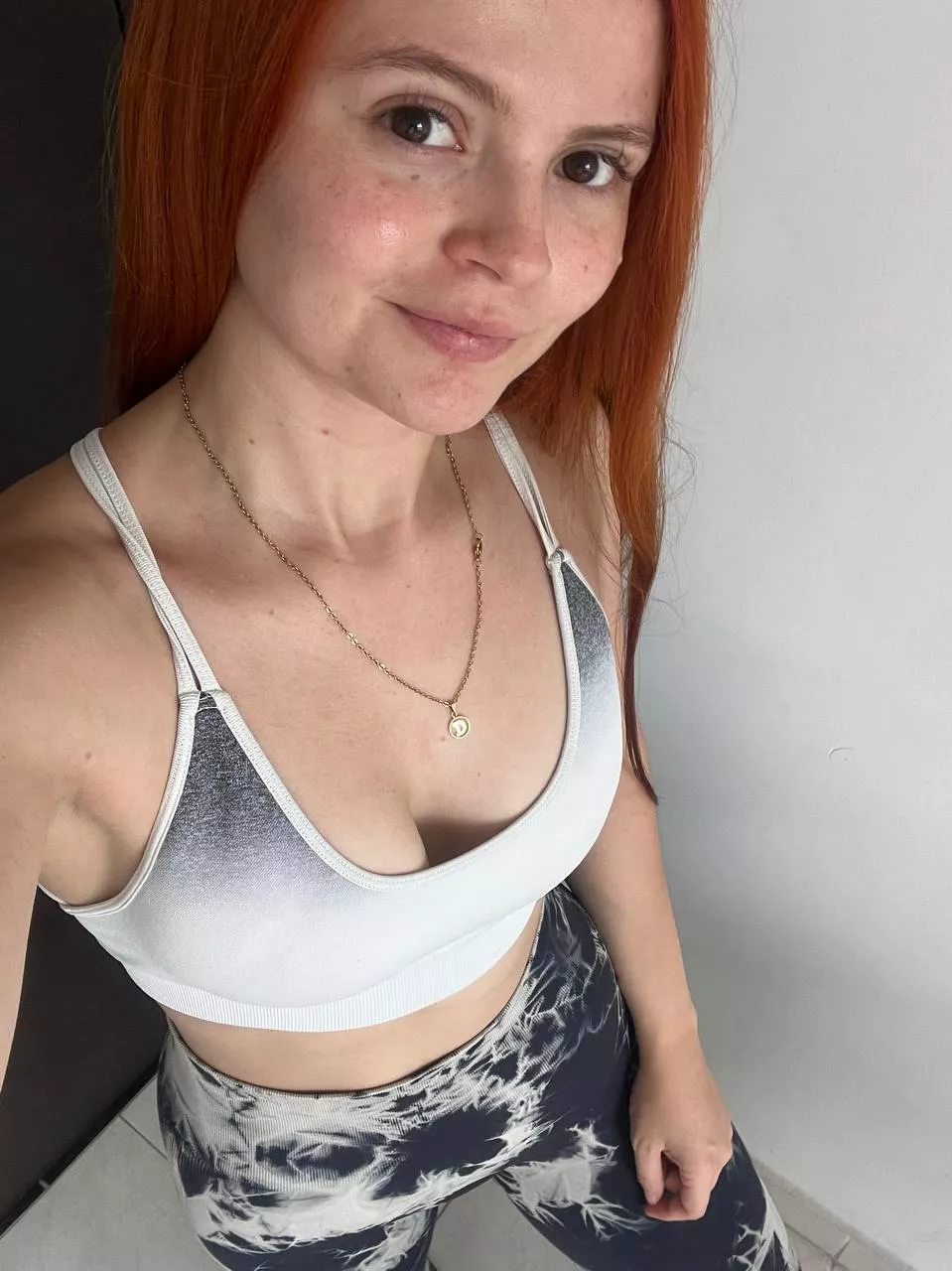 All you need is a girl like me [IRTR] posted by BlissfulBabe07