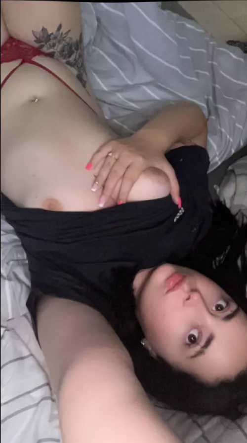 describe my body and be honest by kindoii