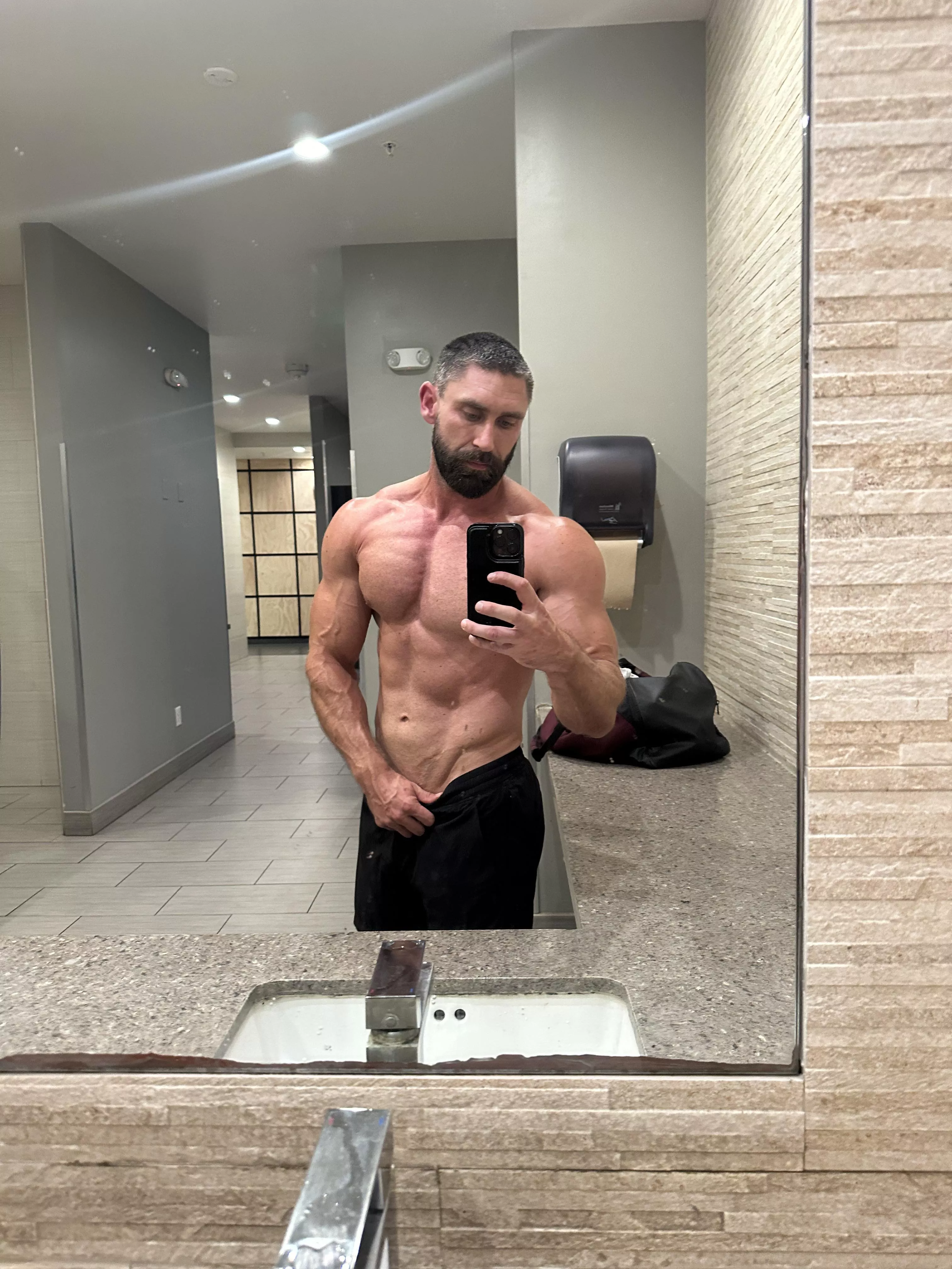 How do I look? posted by onlygainzsteve