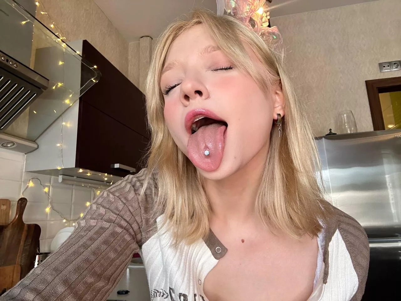 My mouth is ready to play, daddy posted by SweetieHottieCharm