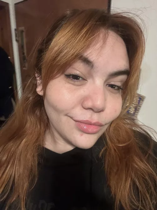 my new gloss is amazing  by honeyhotgirl