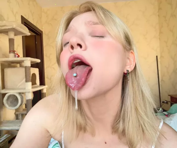 Would you cover me in your cum? by SweetieHottieCharm