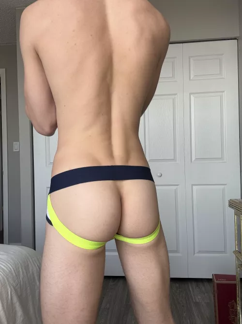 Buns created to please you by InLoveWithPleasure