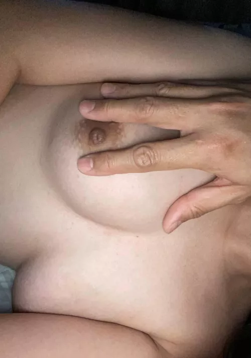 [F] his big hand look small or my boobs are just getting bigger? by idyllic_yume