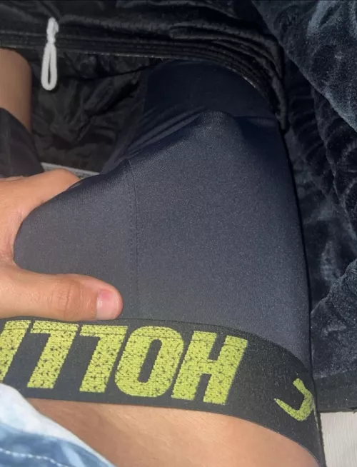 HMU  by Dry_Classroom_3698