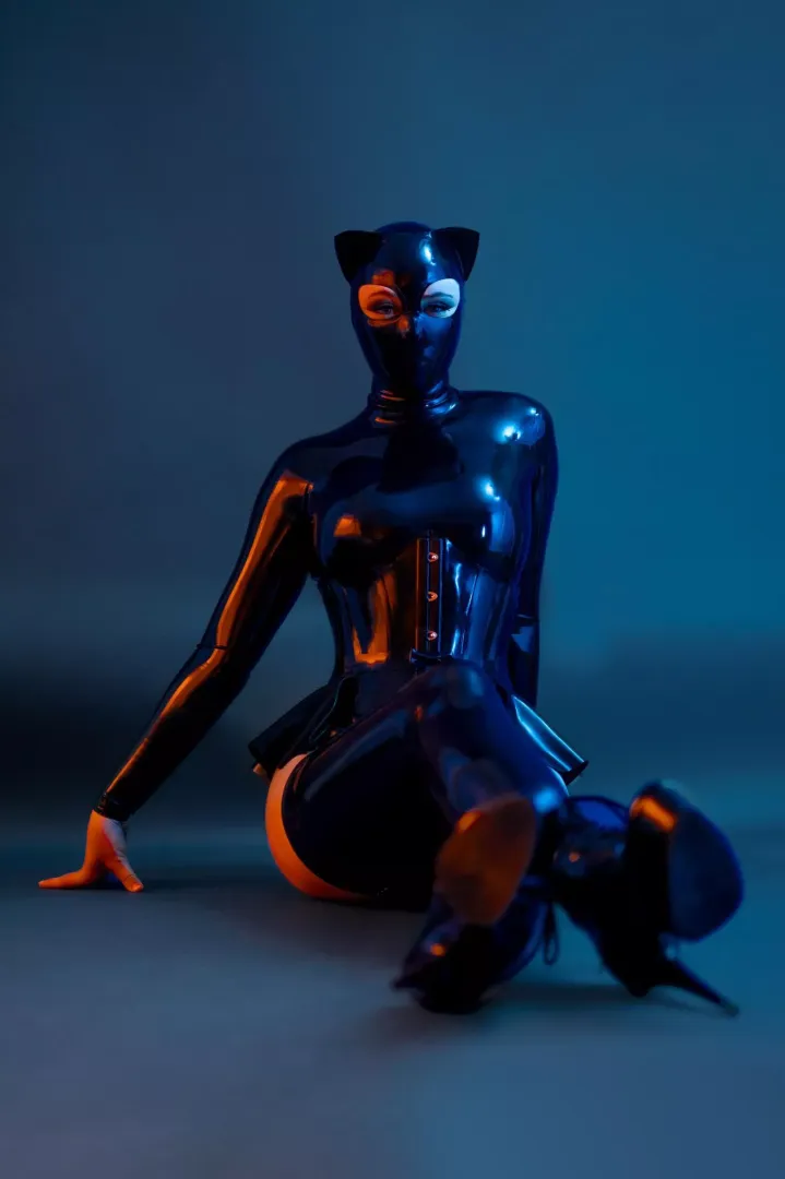 Is there anything better than inky black latex? posted by Blueeyed_witch