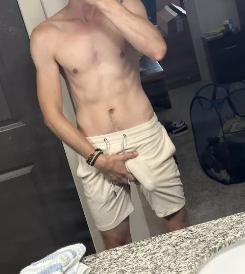 My favorite pair of lounge shorts (33) by hungjack27