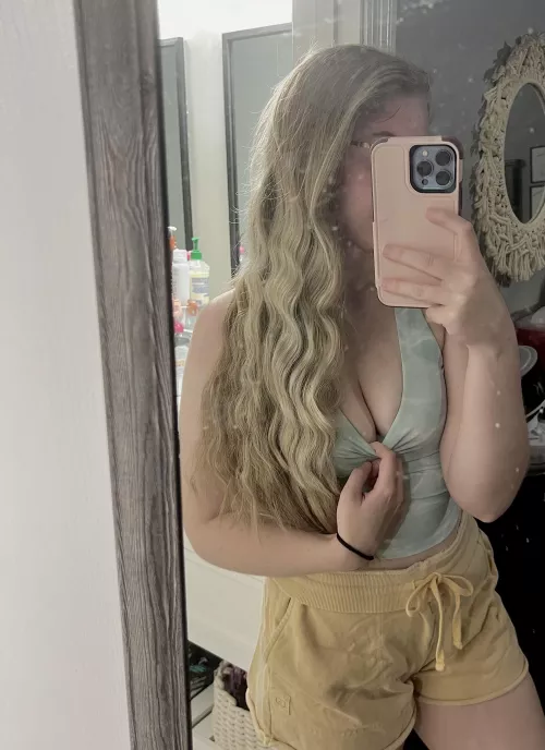 should i leave my hair down today? by trix-trixie