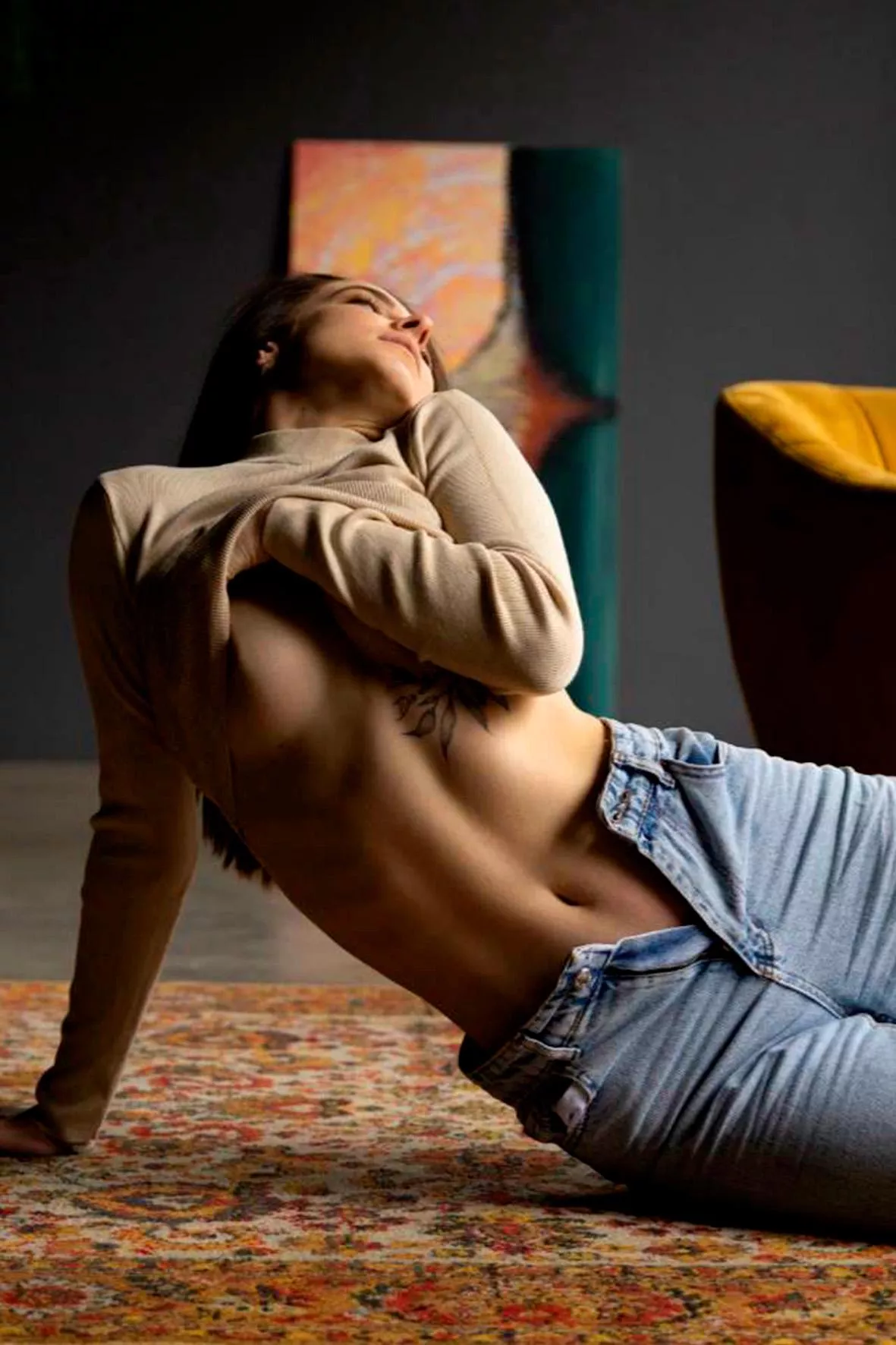 Curves in motion posted by _Vanilla_Cola_