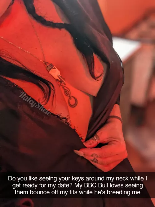 I feel so sexy with your keys around my neck by HaleySkeie