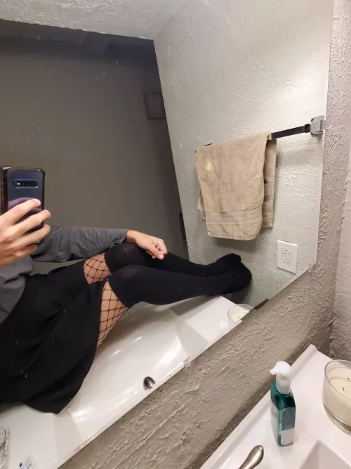 Sink Sittin' by OrangeCat115