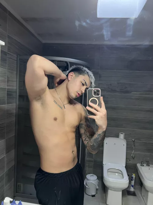 Begging for mercy while I pound your tight ass - how deep will you take my cock, sub? by ZaynReedx