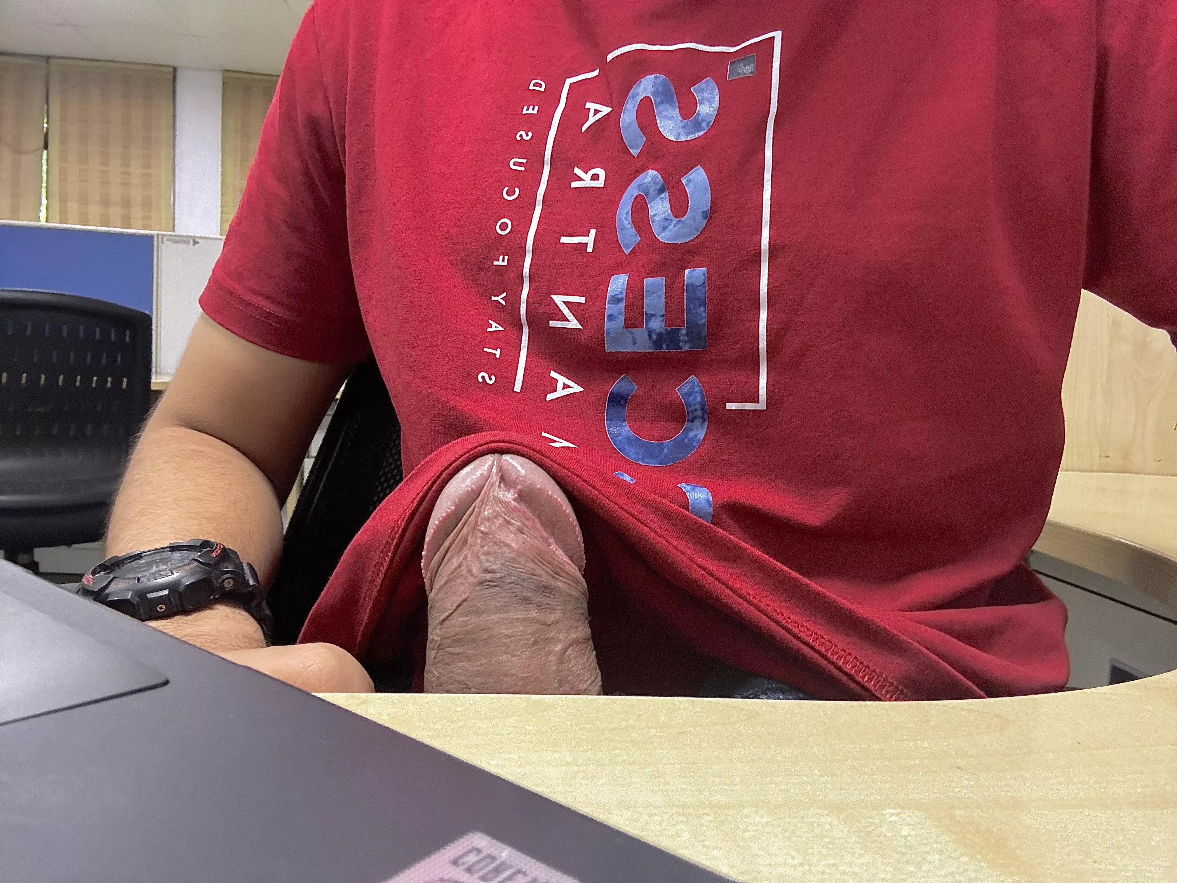 Hey I need a “little” help under the desk… posted by murdockmt808