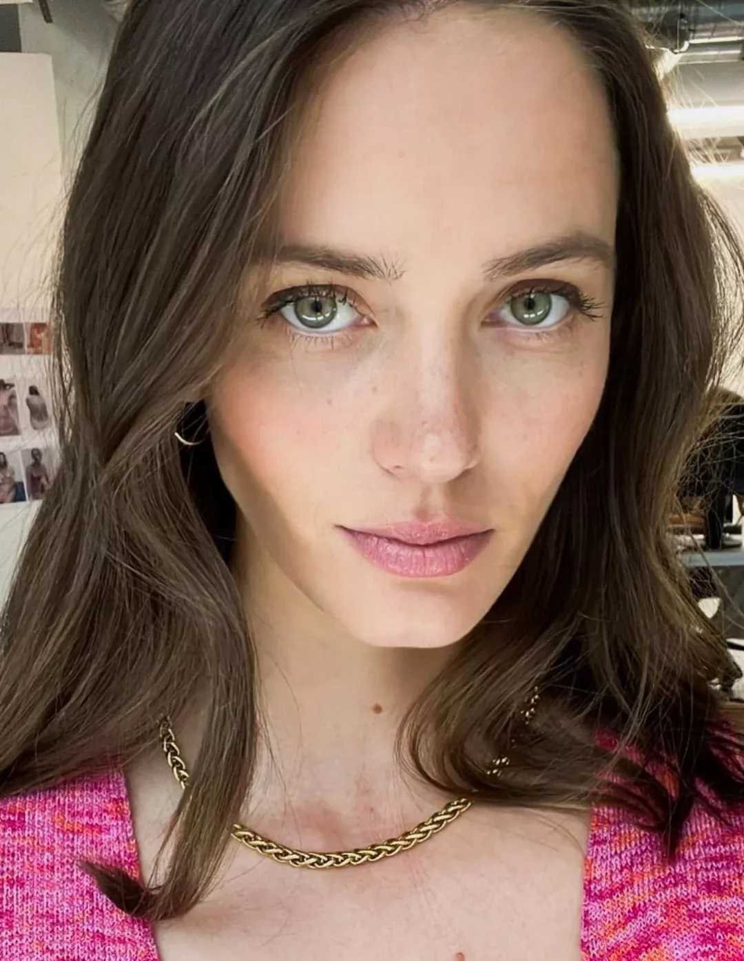 Joy Van der Eecken posted by Luke0ne