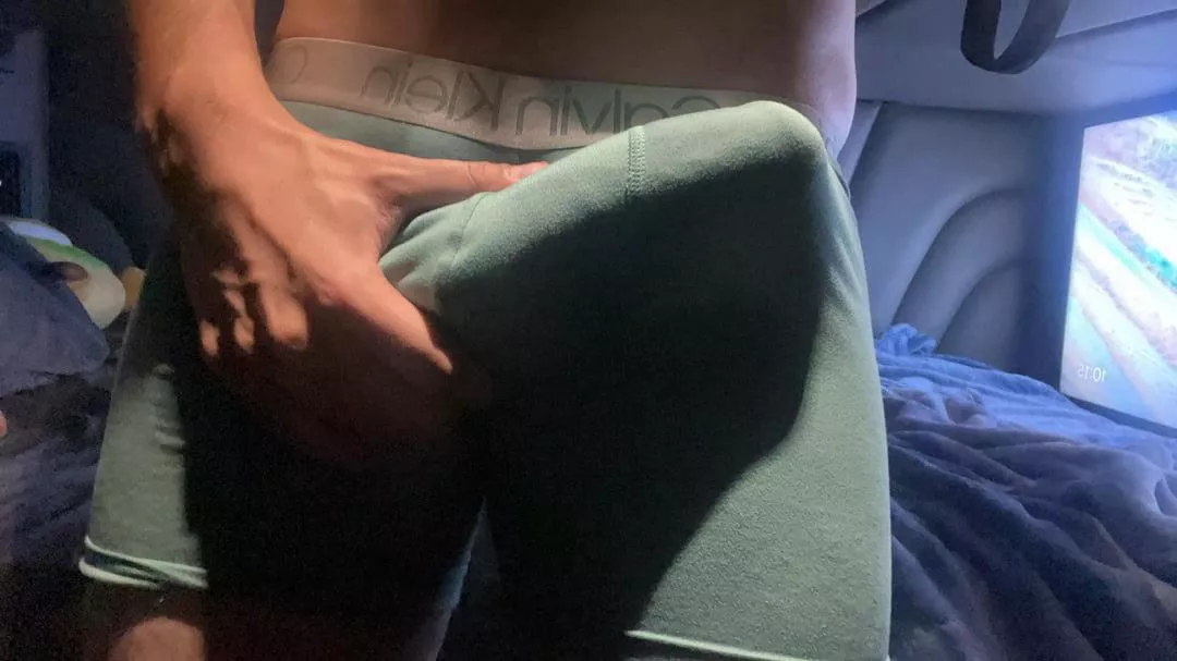 Pull it out posted by 2115Hidden