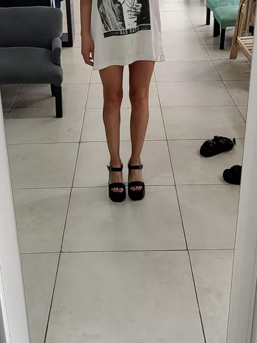 The perfect height? by bodhhhi