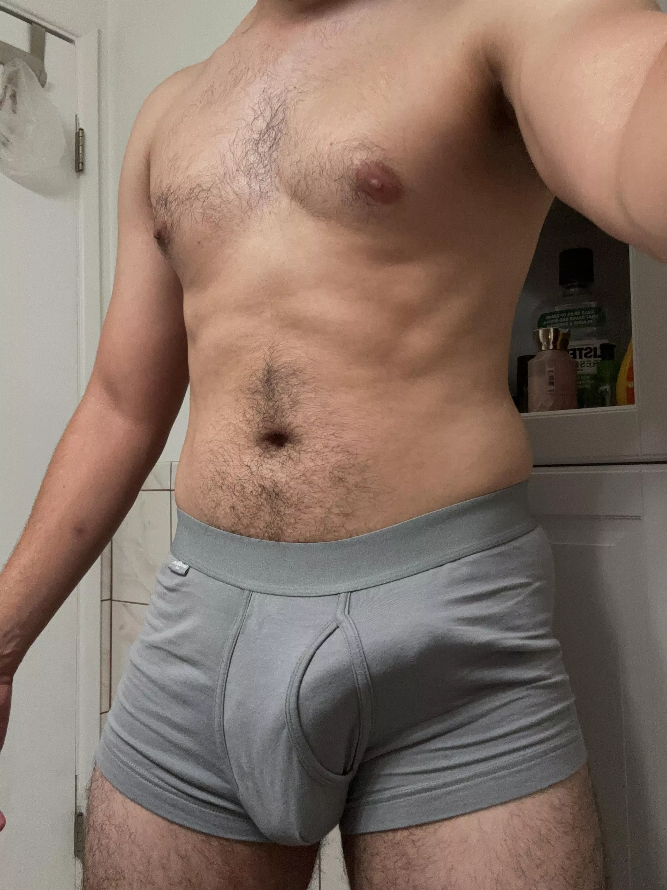 (27) How’s this for a bulge?  posted by ayebaebaee