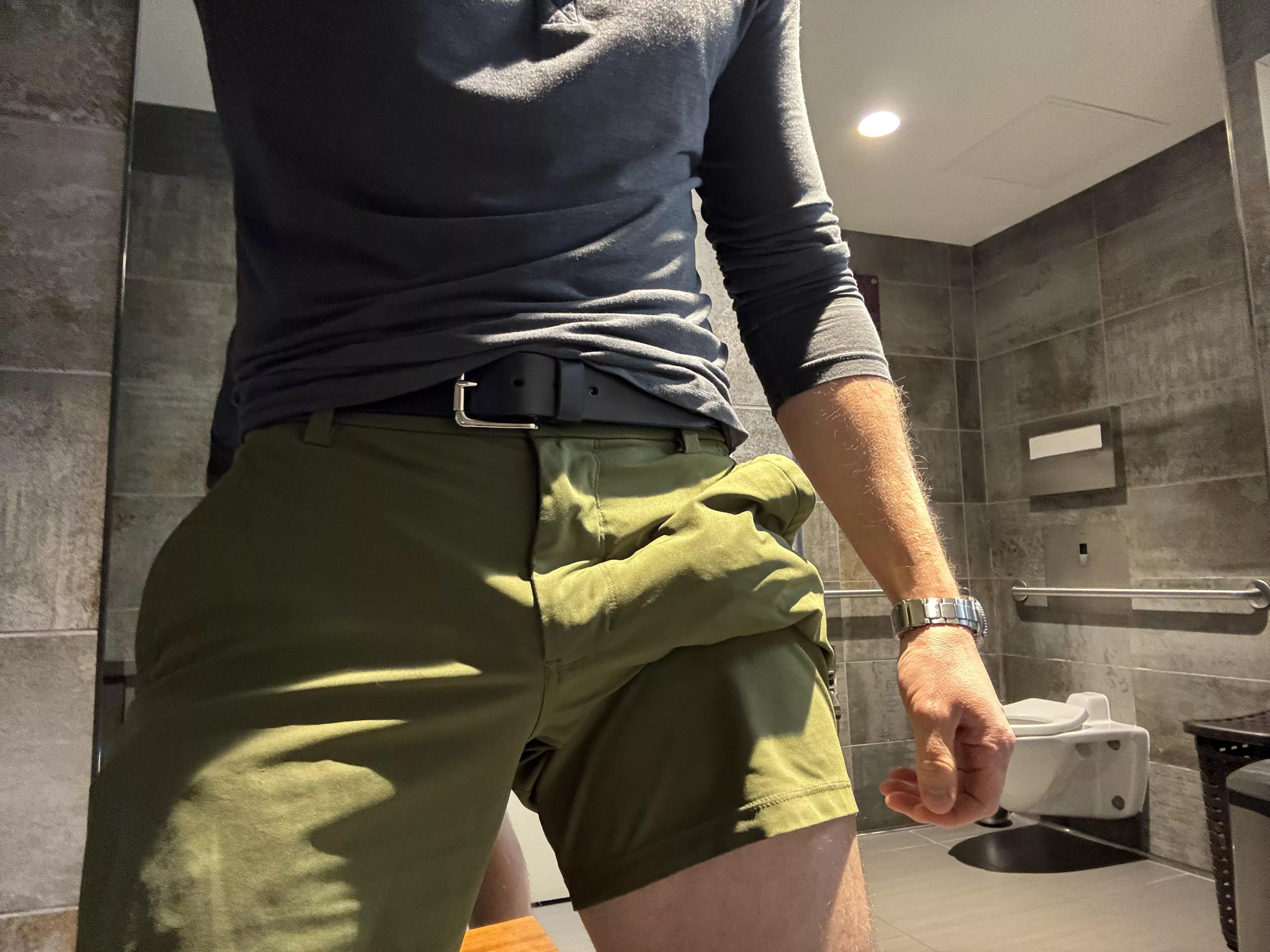 (39) Airport bathroom bulge posted by xgonewildthrowawayx